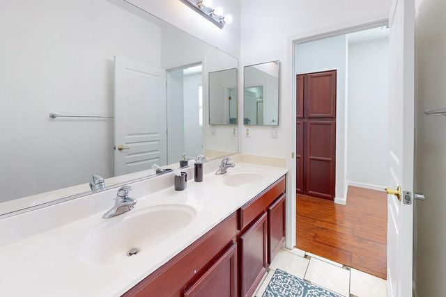 1799 Newport Dr, Yuba City, CA 95993