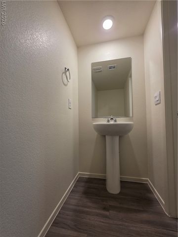 6037 Amaryllis Falls Street, North Las Vegas, NV 89081