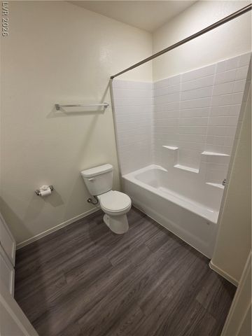 6037 Amaryllis Falls Street, North Las Vegas, NV 89081