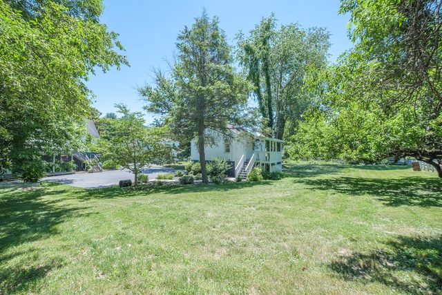 5599 Lee Hwy, Troutville, VA 24175