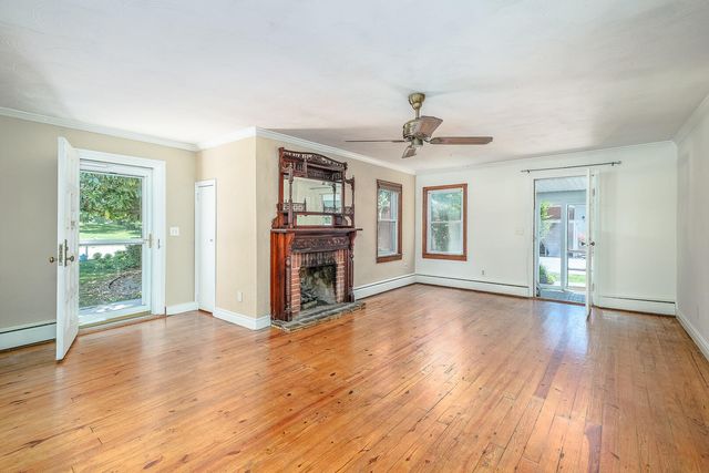 5599 Lee Hwy, Troutville, VA 24175