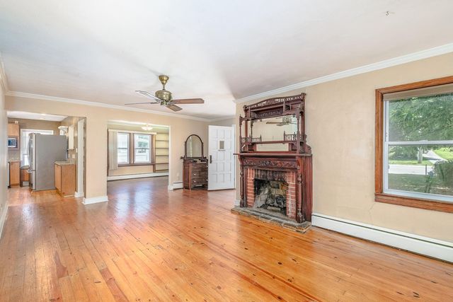 5599 Lee Hwy, Troutville, VA 24175