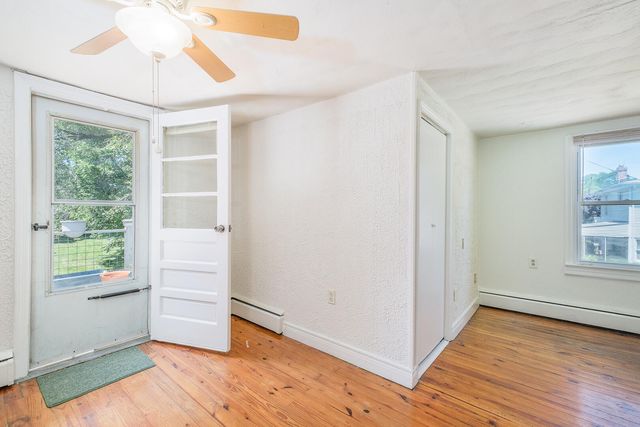 5599 Lee Hwy, Troutville, VA 24175