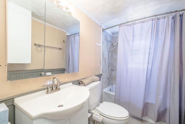 5599 Lee Hwy, Troutville, VA 24175