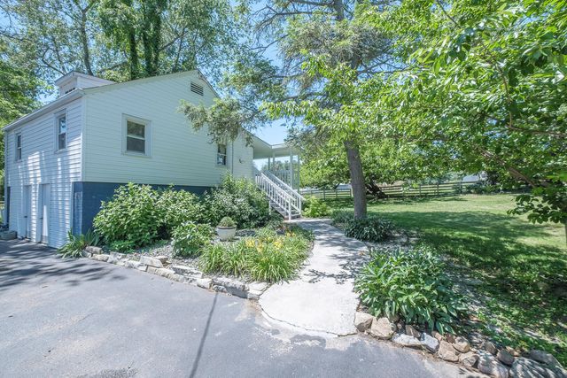 5599 Lee Hwy, Troutville, VA 24175