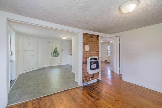 5599 Lee Hwy, Troutville, VA 24175