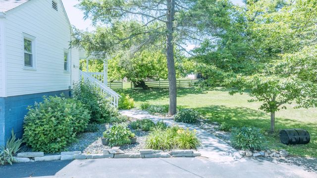 5599 Lee Hwy, Troutville, VA 24175