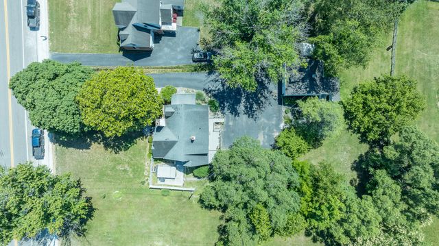 5599 Lee Hwy, Troutville, VA 24175