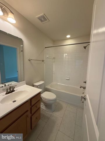 123 STREAMVIEW DR, Fredericksburg, VA 22405