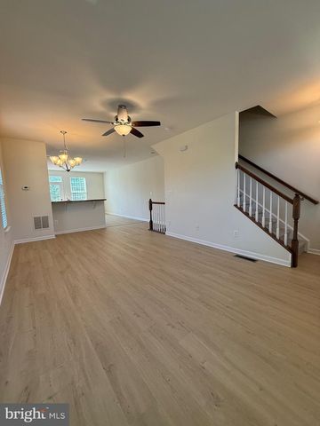 123 STREAMVIEW DR, Fredericksburg, VA 22405