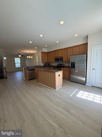 123 STREAMVIEW DR, Fredericksburg, VA 22405
