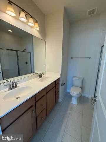 123 STREAMVIEW DR, Fredericksburg, VA 22405
