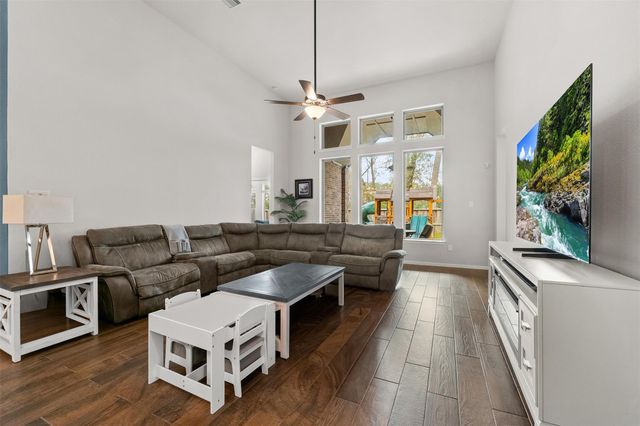 8022 Mckittrick Ridge Drive, Porter, TX 77365