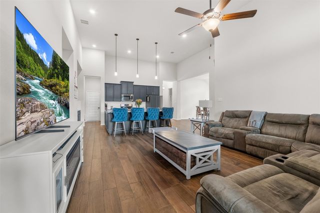 8022 Mckittrick Ridge Drive, Porter, TX 77365