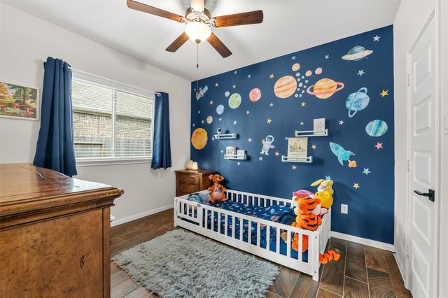 8022 Mckittrick Ridge Drive, Porter, TX 77365