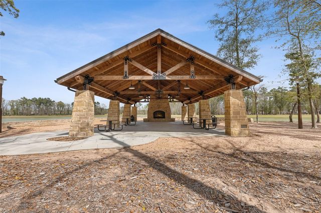 8022 Mckittrick Ridge Drive, Porter, TX 77365