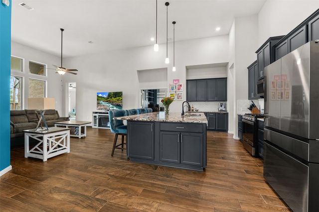 8022 Mckittrick Ridge Drive, Porter, TX 77365