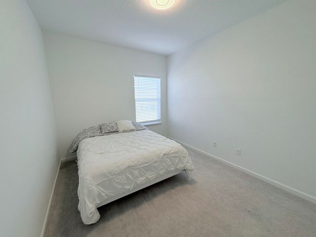 63 Quicksilver Way, St Augustine, FL 32092