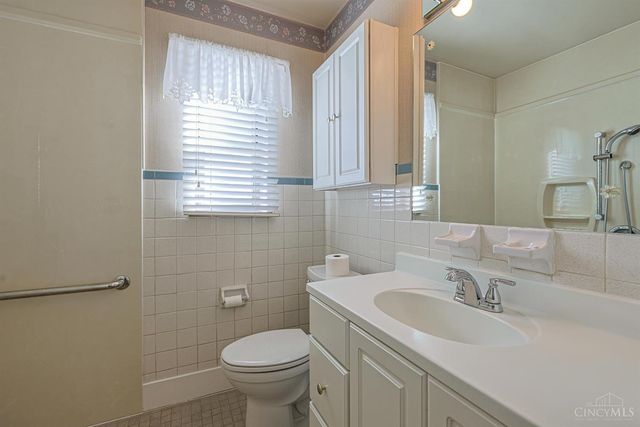 103 W Crest Drive, Reading, OH 45215