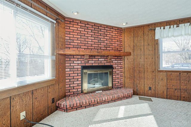 103 W Crest Drive, Reading, OH 45215