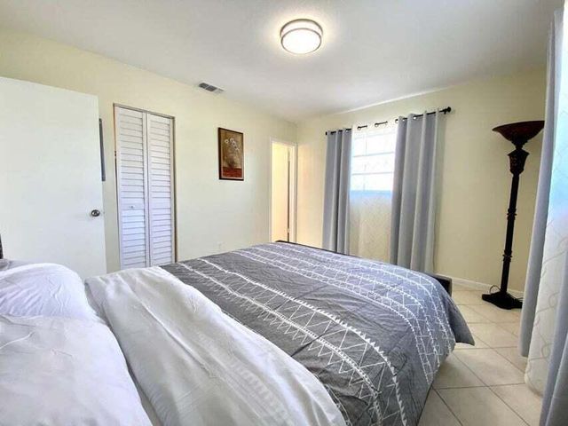 523 SE 20th Court 5, Boynton Beach, FL 33435