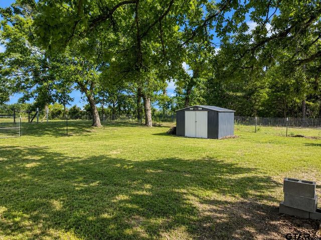 10038 County Road 313 E, Tyler, TX 75706