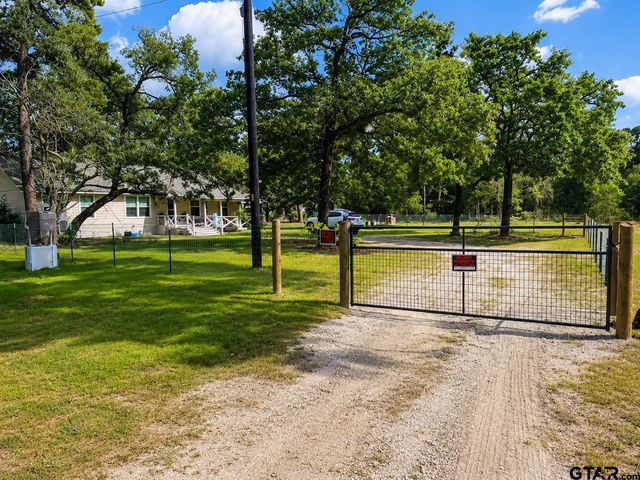 10038 County Road 313 E, Tyler, TX 75706