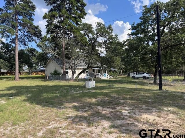 10038 County Road 313 E, Tyler, TX 75706