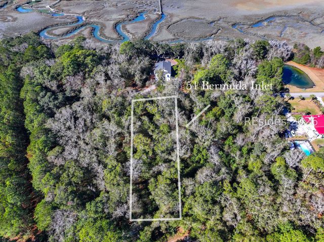 51 Bermuda Inlet Dr, St Helena Island, SC 29920