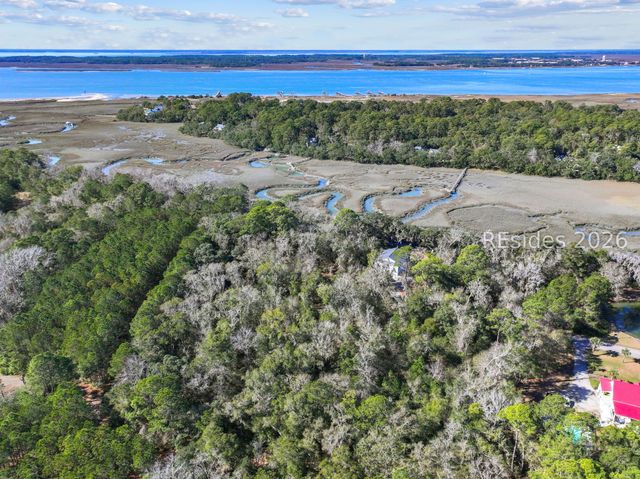 51 Bermuda Inlet Dr, St Helena Island, SC 29920