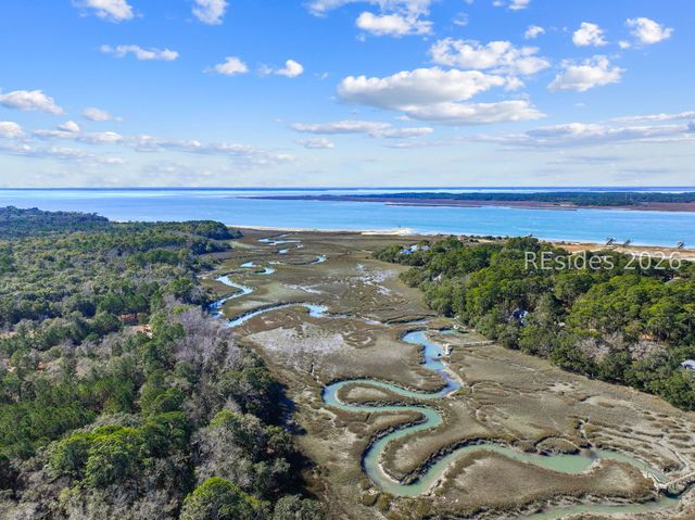 51 Bermuda Inlet Dr, St Helena Island, SC 29920