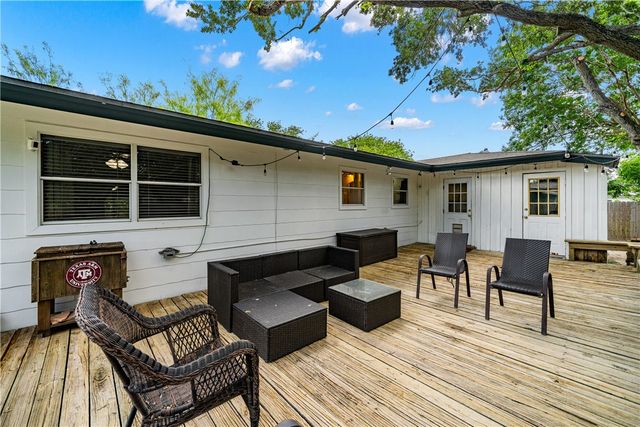 622 Bermuda Pl, Corpus Christi, TX 78411