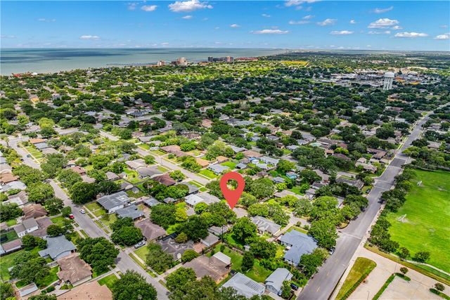 622 Bermuda Pl, Corpus Christi, TX 78411