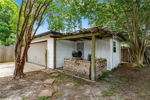 622 Bermuda Pl, Corpus Christi, TX 78411