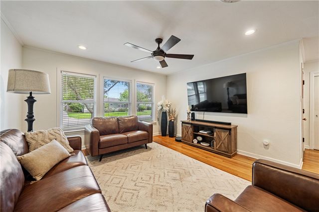 622 Bermuda Pl, Corpus Christi, TX 78411