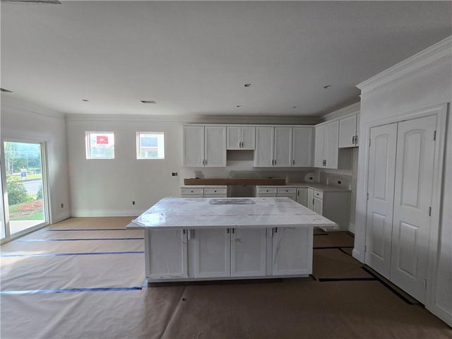 389 Conifer Lane, Ball Ground, GA 30107
