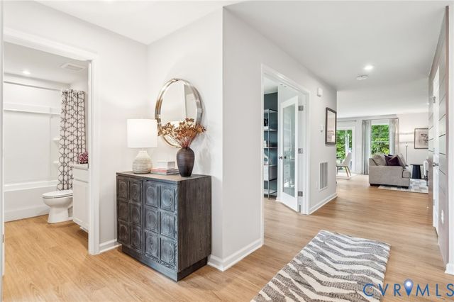 8520 Wilson Creek Ln, Glen Allen, VA 23060