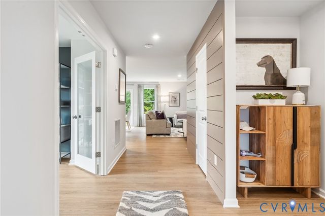 8520 Wilson Creek Ln, Glen Allen, VA 23060