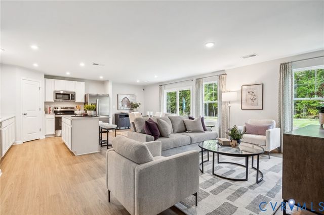 8520 Wilson Creek Ln, Glen Allen, VA 23060