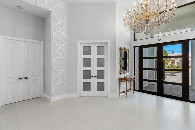 17607 Bocaire Place, Boca Raton, FL 33487