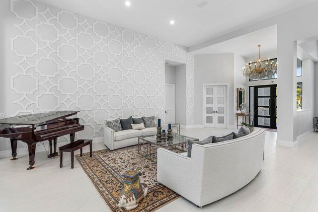 17607 Bocaire Place, Boca Raton, FL 33487