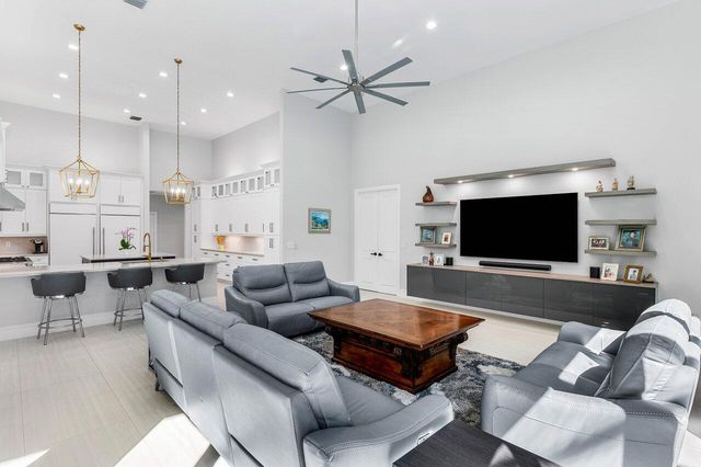 17607 Bocaire Place, Boca Raton, FL 33487