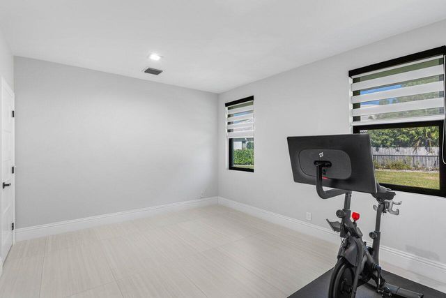 17607 Bocaire Place, Boca Raton, FL 33487