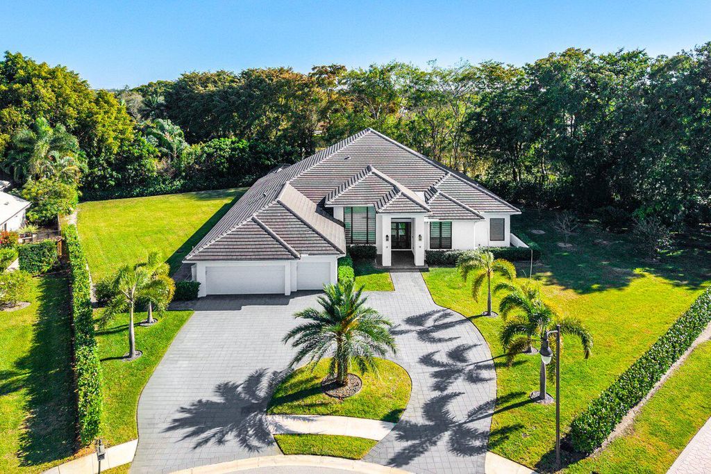 17607 Bocaire Place, Boca Raton, FL 33487