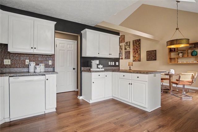 12 Foxtail Ln, Chili, NY 14514