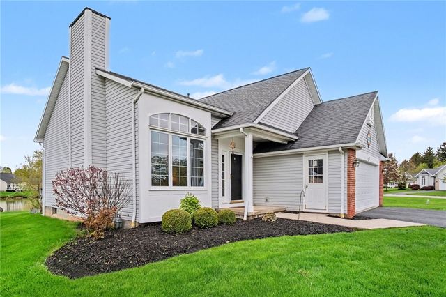 12 Foxtail Ln, Chili, NY 14514
