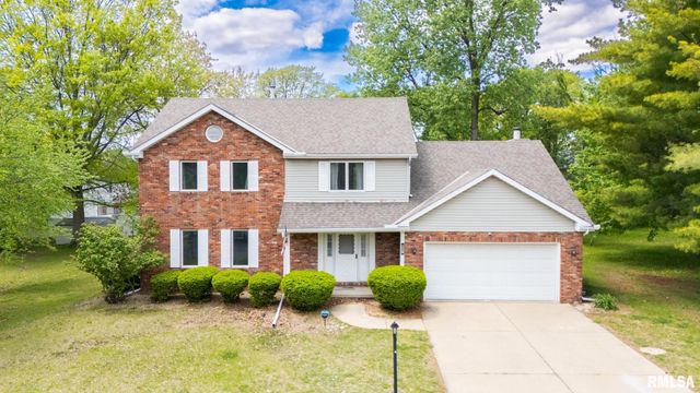 6607 N CAMELOT Road, Peoria, IL 61615