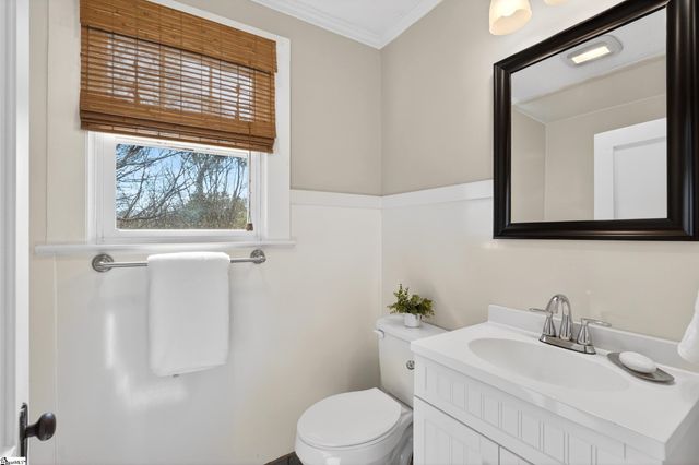 100 Woodville Avenue, Greenville, SC 29607