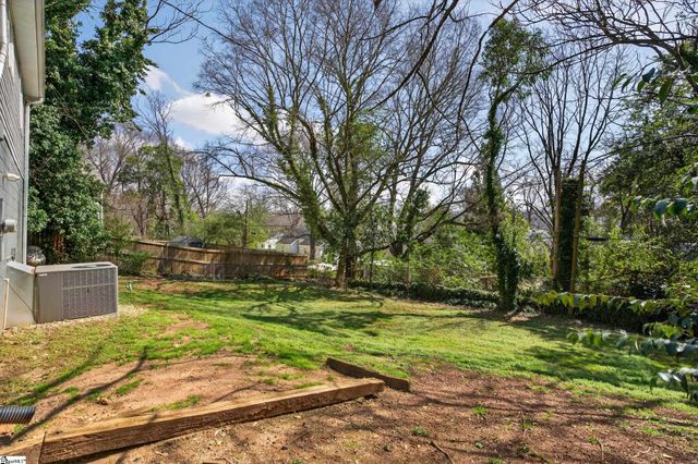 100 Woodville Avenue, Greenville, SC 29607