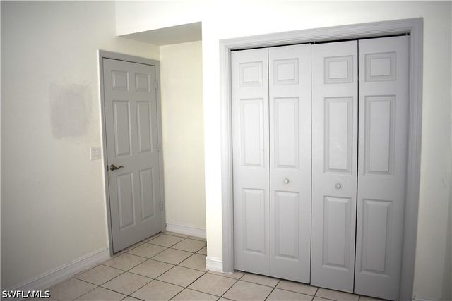 5225 23rd AVE SW, Naples, FL 34116